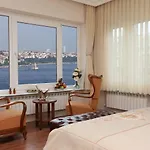 Lir Long Aparthotel