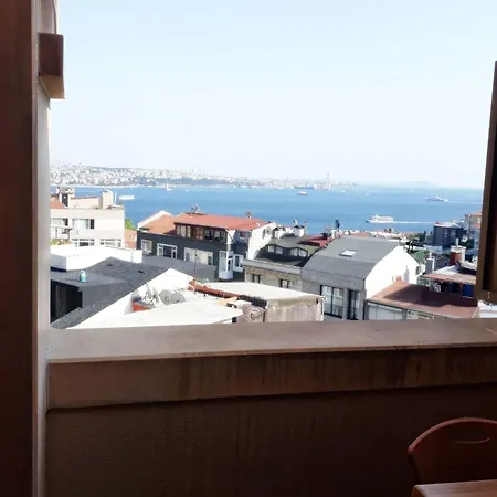 Lir Long 4* איסטמבול