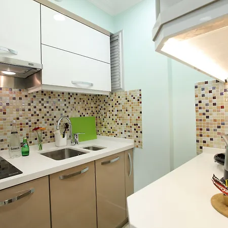 Lir Long Aparthotel 4*