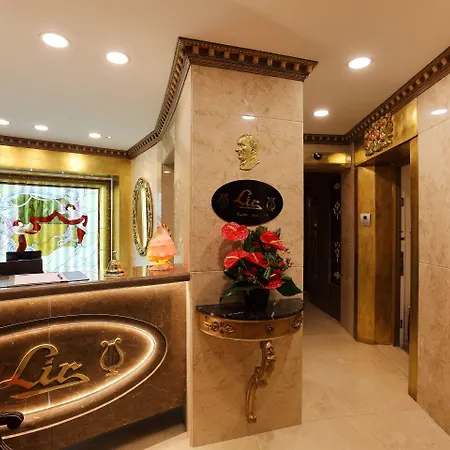 Lir Long Aparthotel 4*