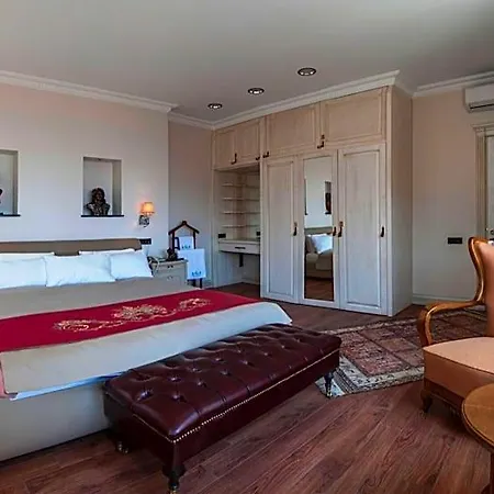 Lir Long 4* Istanbul