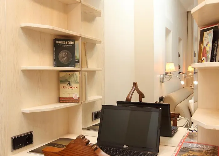 Lejlighedshotel Lir Long 4*