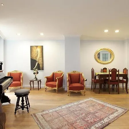 Apart-hotel Lir Long