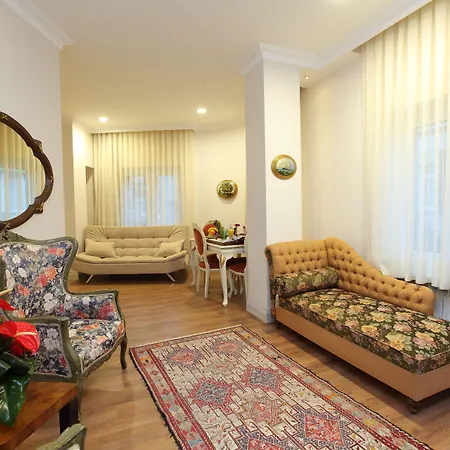 Apart-hotel Lir Long