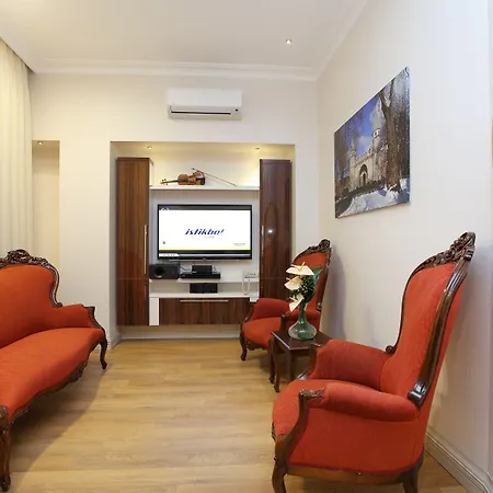 Lir Long Apart-hotel 4*