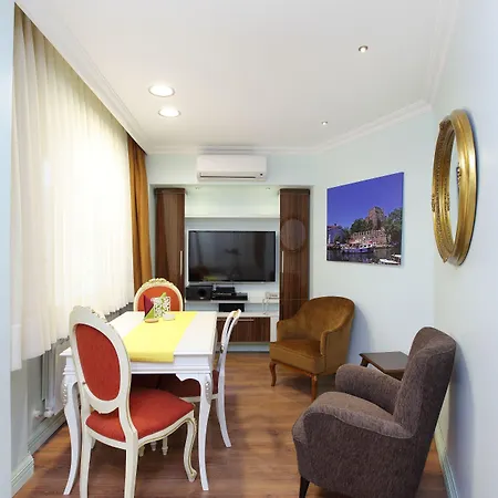 Lejlighedshotel Lir Long 4*